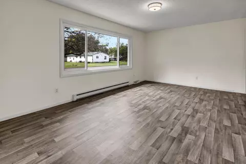 331 8th St E, Hector, MN 55342 photo 9