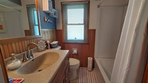 2082 3rd St E, Saint Paul, MN 55119 photo 14