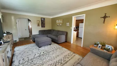 2082 3rd St E, Saint Paul, MN 55119 photo 5
