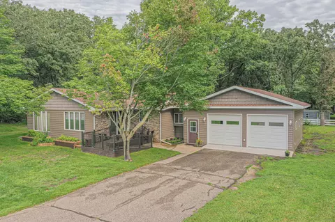 1277 Northside Dr NE, Alexandria, MN 56308
