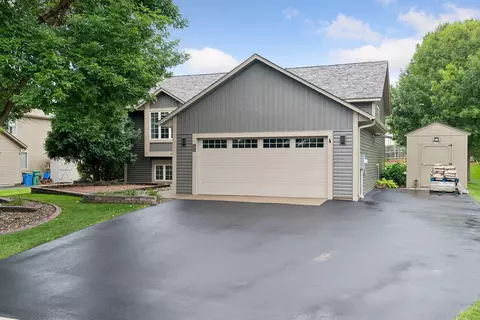 217 3rd St NW, Saint Michael, MN 55376 photo 4