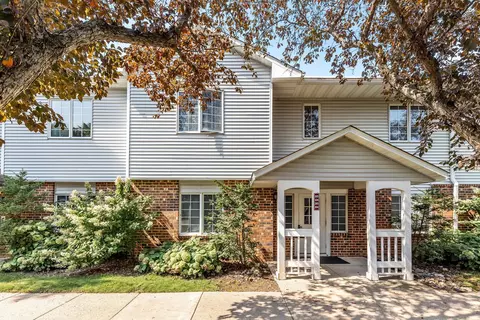 3560 Blue Jay Way #201, Eagan, MN 55123