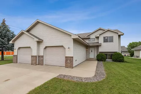 2641 42nd Ave S, Saint Cloud, MN 56301