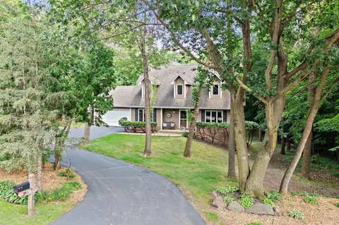 900 N Brown Rd, Long Lake, MN 55356