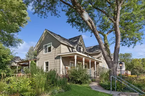 301 Linden St N, Northfield, MN 55057