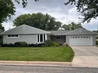 2101 2nd Ave NW, Austin, MN 55912