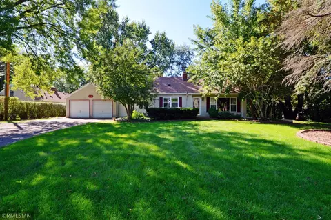 11515 Sunset Trl N, Plymouth, MN 55441