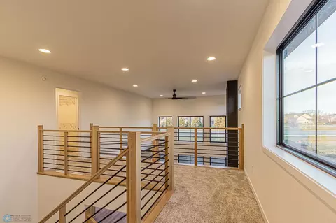 7457 Eagle Pointe Dr S, Fargo, ND 58104 photo 22