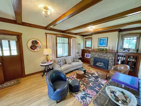 Living - 38364 200th St, Springfield, MN 56087 photo 5 of 8