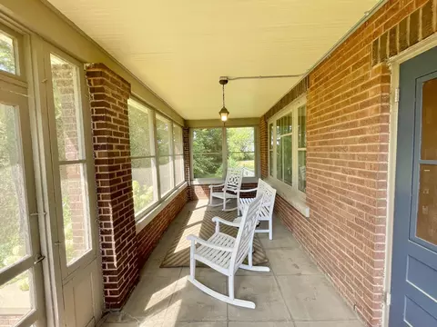 Exterior - 38364 200th St, Springfield, MN 56087 photo 4 of 26