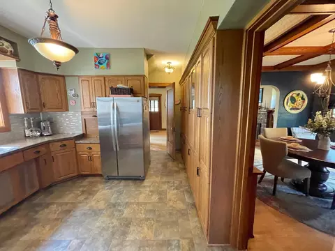 Entry Way - 38364 200th St, Springfield, MN 56087 photo 2 of 13