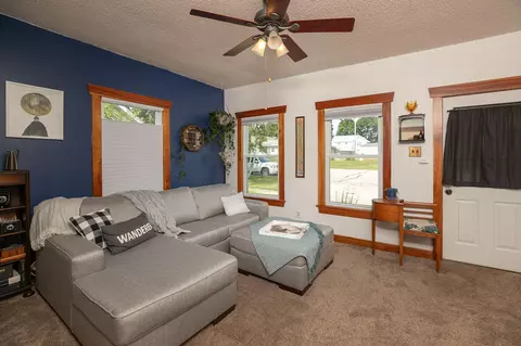 418 Main St E, Wabasha, MN 55981 photo 6