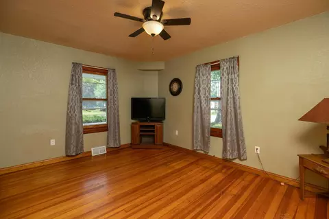 305 S Dodge St, Kellogg, MN 55945 photo 8