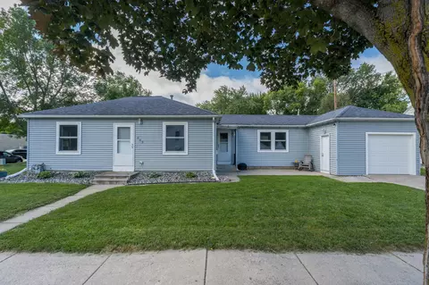 503 Monroe Ave, North Mankato, MN 56003