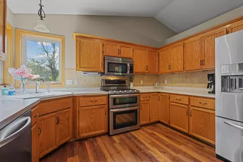 7306 Old Mill Rd, Centerville, MN 55038 photo 11