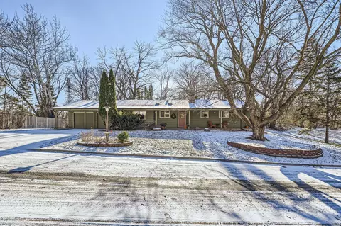 18215 Kathleene Dr, Minnetonka, MN 55345