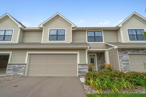 7053 181st St W, Lakeville, MN 55044