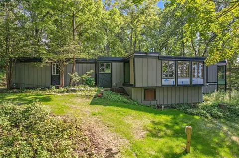 230 2nd St SW, Oronoco, MN 55960