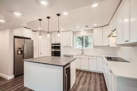 4324 Rustic Pl, Shoreview, MN 55126