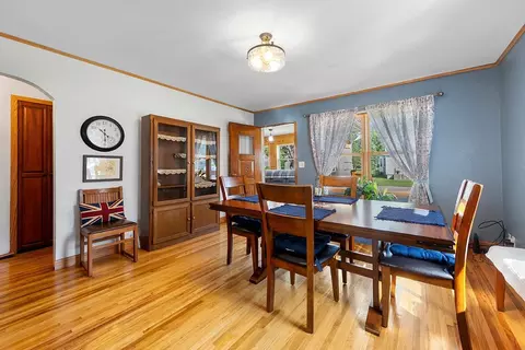 1027 6th St NW, Faribault, MN 55021 photo 9
