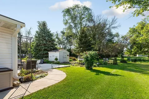 1027 6th St NW, Faribault, MN 55021 photo 31