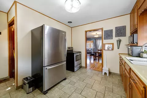 1027 6th St NW, Faribault, MN 55021 photo 12