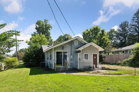 2307 Chateau Ln, Mound, MN 55364