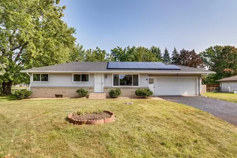 289 Dawn Ave, Shoreview, MN 55126