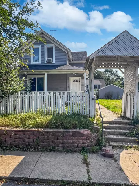 854 Simcoe St, Saint Paul, MN 55117
