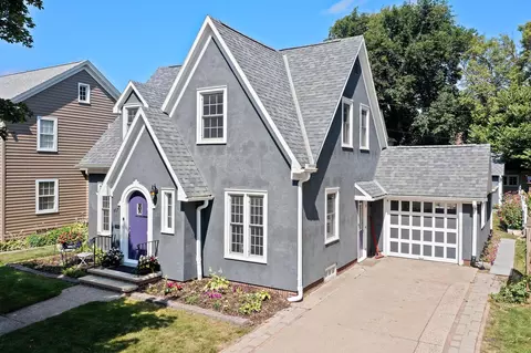 307 E 1st St, Fairmont, MN 56031