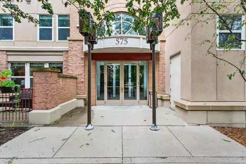 575 N 1st St #404, Minneapolis, MN 55401