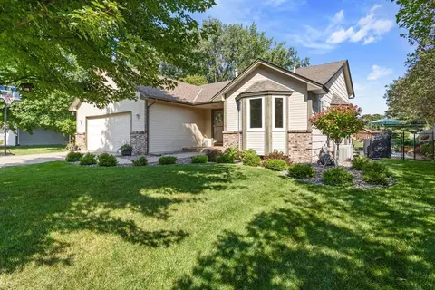 11432 Xylon Ave N, Champlin, MN 55316 photo 2