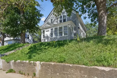 727 S Broadway Ave, Albert Lea, MN 56007