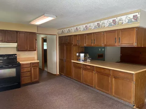 Kitchen - 2322 260th St, Marshall, MN 56258 photo 3 of 6