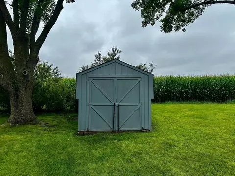 706 Maple St, Danube, MN 56230 photo 28
