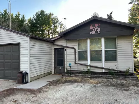 145 5th Ave NW, Elgin, MN 55932 photo 2