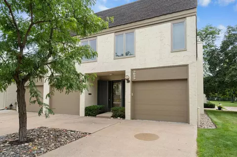 3633 Towndale Ct, Bloomington, MN 55431