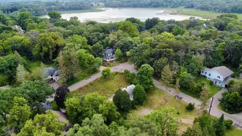 5345 Mayview Rd, Minnetonka, MN 55345