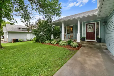 1707 Golf View Dr, Buffalo, MN 55313