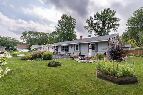 805 14th Ave SW, Willmar, MN 56201 photo 4