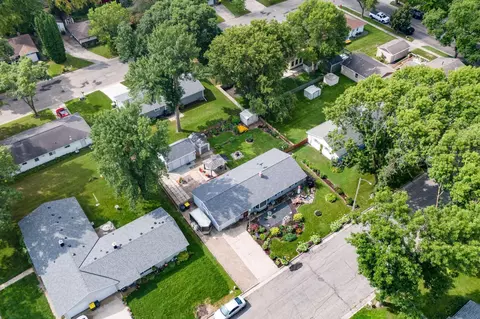 805 14th Ave SW, Willmar, MN 56201 photo 2