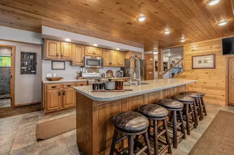 Kitchen - 51615 Timber Trl, Bigfork, MN 56628 photo 1 of 6