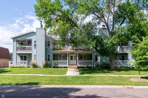 2567 Pacific Dr S #202, Fargo, ND 58103