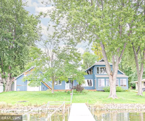 49860 Bayside Ave, Rush City, MN 55069