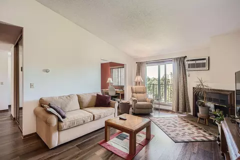 3440 Golfview Dr #314, Eagan, MN 55123 photo 2