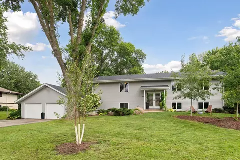 5865 Strawberry Ln, Shorewood, MN 55331