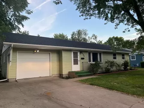 1008 24th Ave N, Saint Cloud, MN 56303