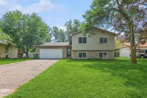 1432 121st Ave NW, Coon Rapids, MN 55448