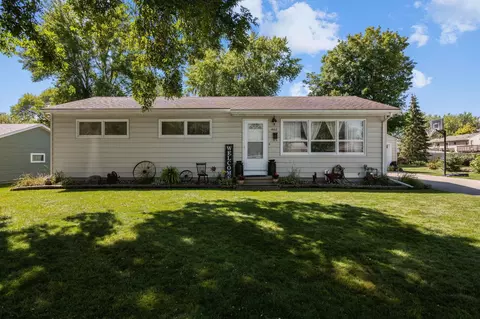 1602 9th Ave NE, Owatonna, MN 55060