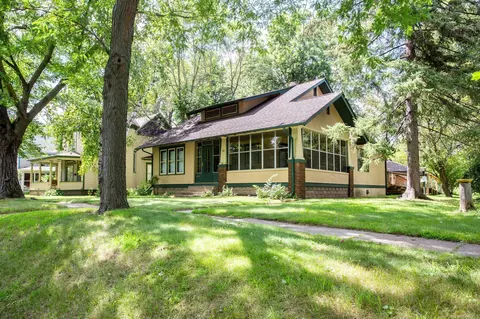 121 N 3rd St, River Falls, WI 54022